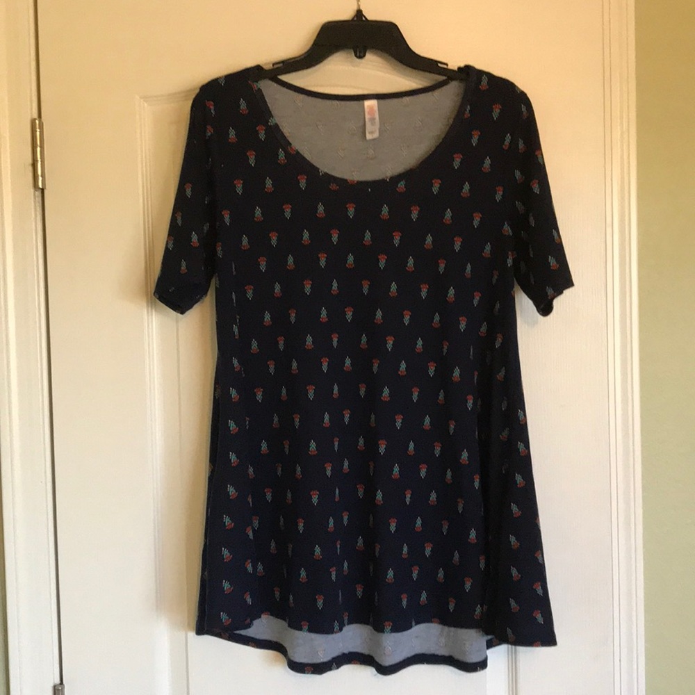 Lularoe Small Perfect Tee